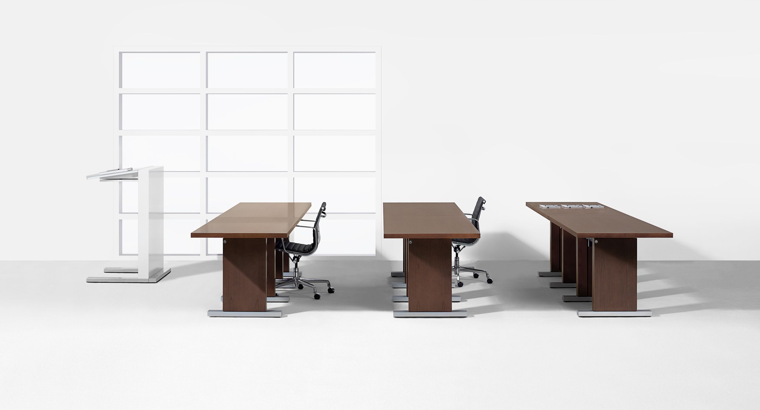 Motus T-base tables are excellent for training configurations.